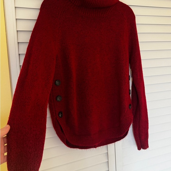 sienna sage Sweaters - Chic Maroon Turtleneck Sweater with Button Accents